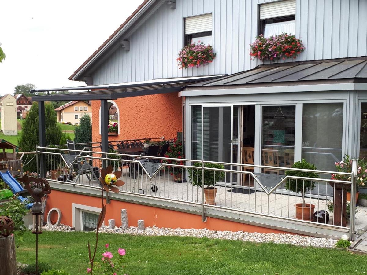 Ferienwohnung Haus Monika Roetz Exterior photo